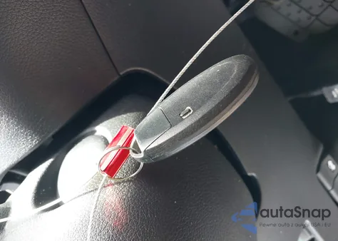 2017 Nissan Rogue S/Sl/Sv z USA, uszkodzony, nr VIN 5N1AT2MV3HT881974